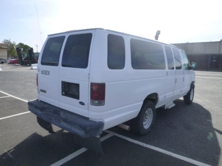 2008-ford-e350-image-6