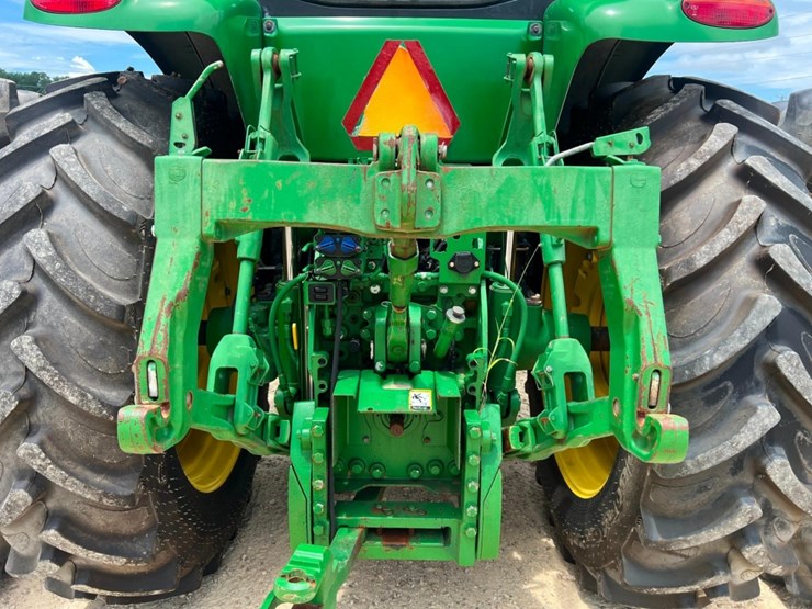 2012-john-deere-7230r-image-13