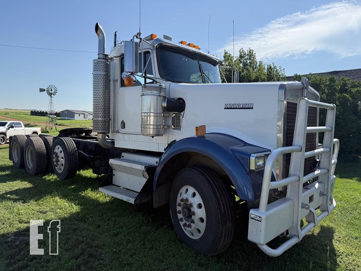2005-kenworth-w900-image-5