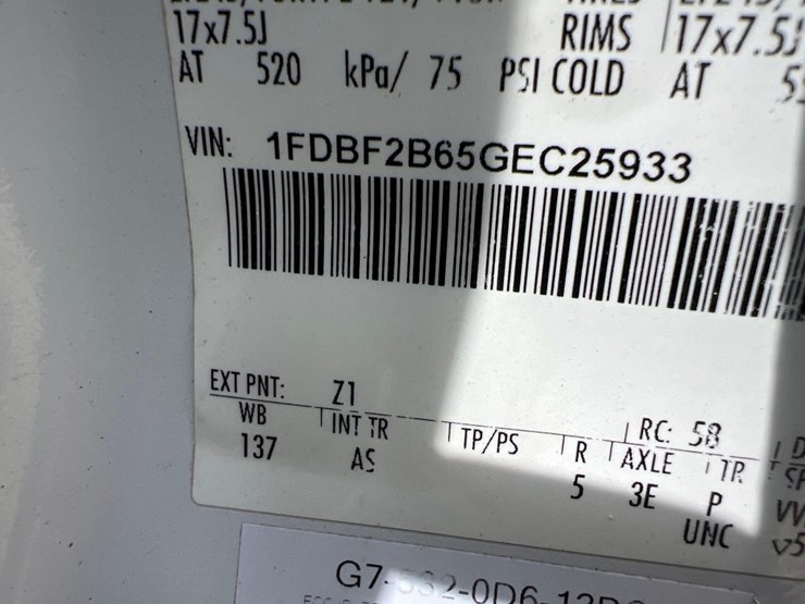 2016-ford-f250-image-32