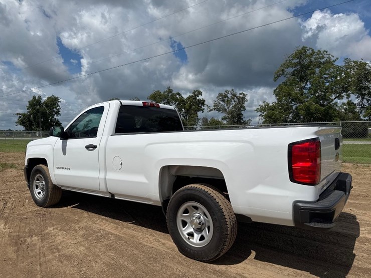 2018-chevrolet-silverado-image-8