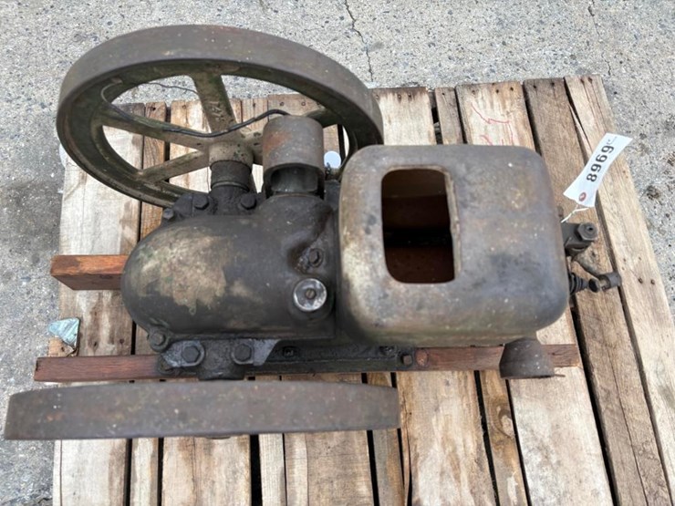 john-deere-112-image-3