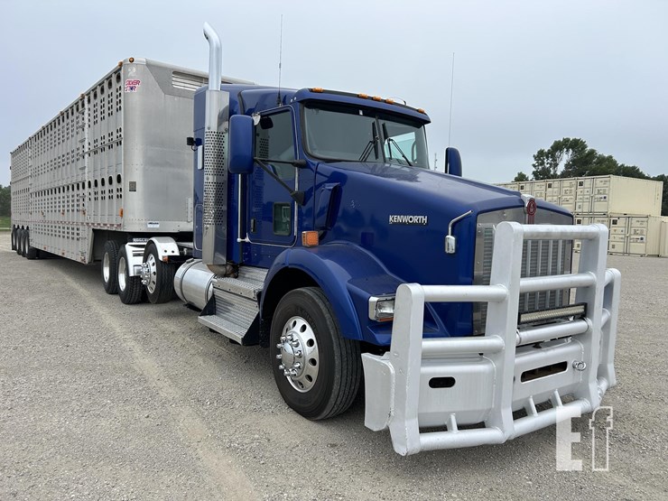 2018-kenworth-t800-image-7