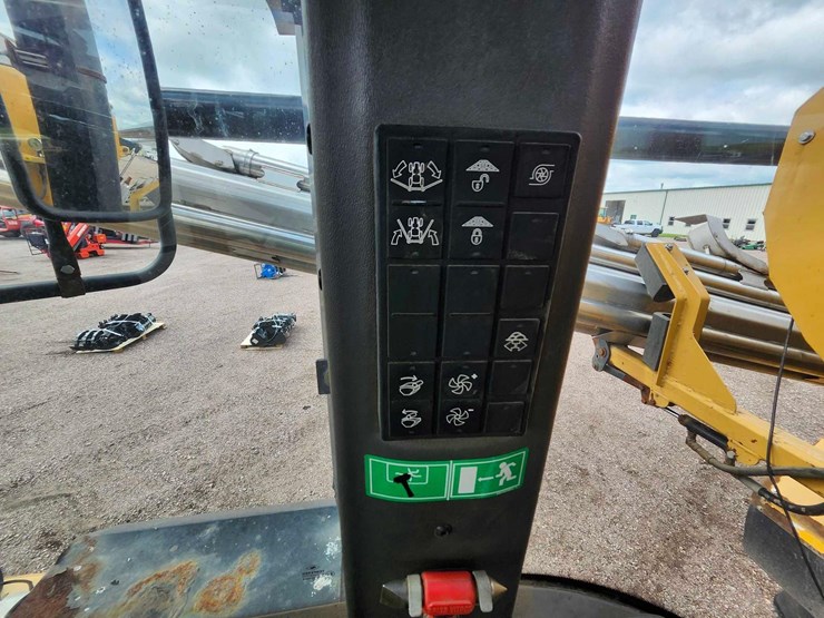 terra-gator-8400-applicator-image-23