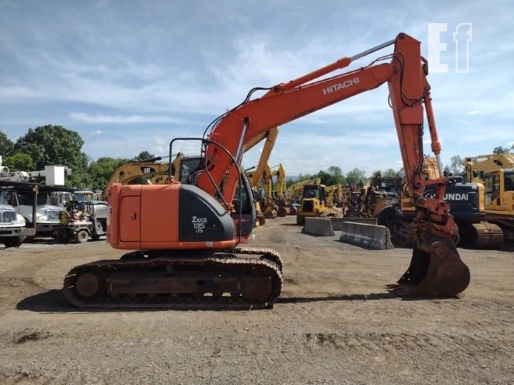 2007-hitachi-zx135us-image-3
