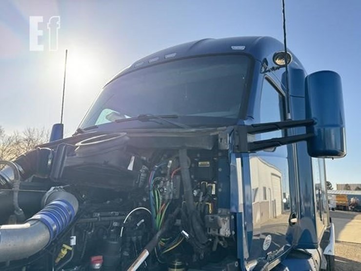 2018-kenworth-t680-image-32