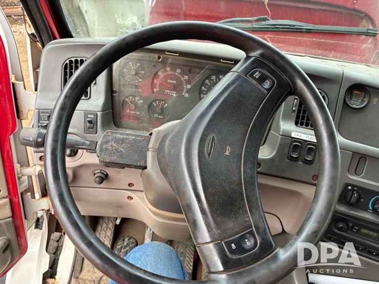 2001-sterling-truck-(dr11851-unit-9459)-image-73
