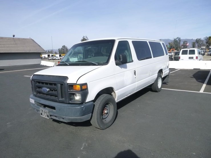 2008-ford-e350-image-2