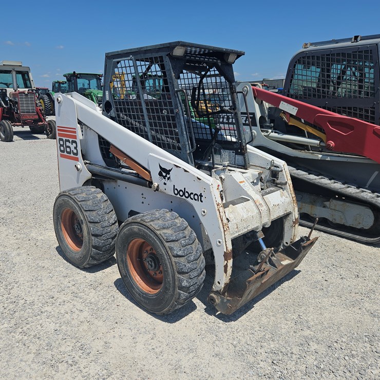2001 BOBCAT 863