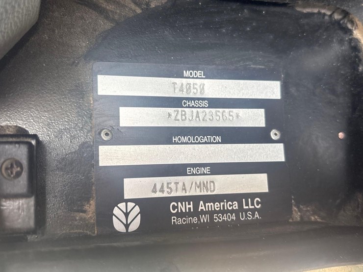 2013-new-holland-t4050-tractor-with-loader-image-40