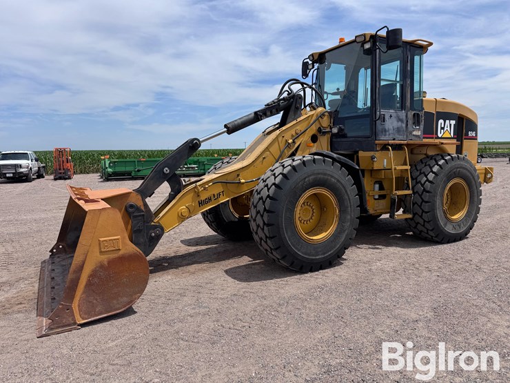 2003-caterpillar-924g-image-1