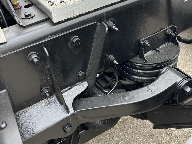 2019-kenworth-t800-image-22