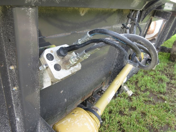 agco-8200-image-11