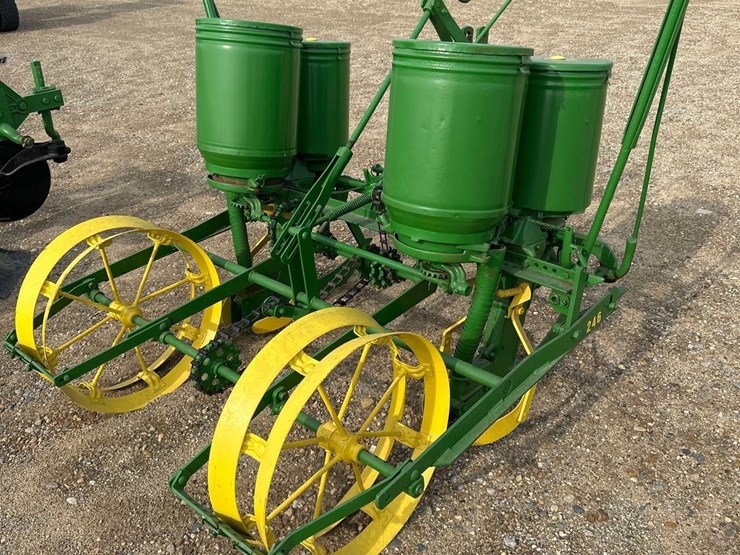 john-deere-2-image-3