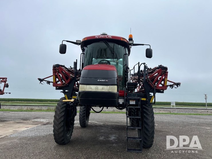 2016-case-ih-2016-image-3