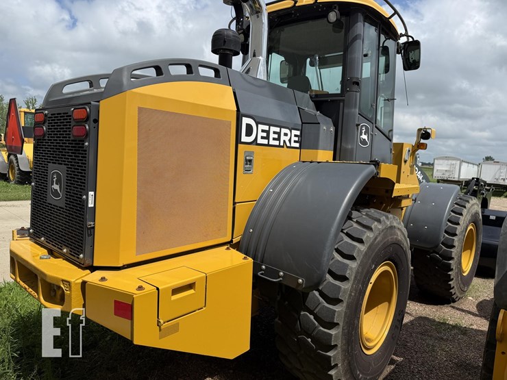 2019-deere-524kii-image-8