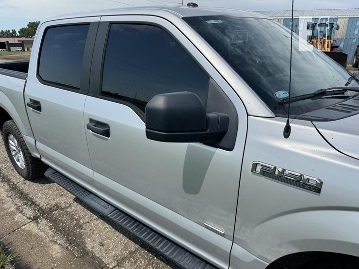 2018-ford-f150-xl-image-18