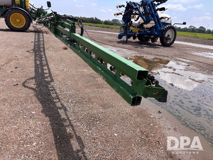 2017-john-deere-r4045-image-89