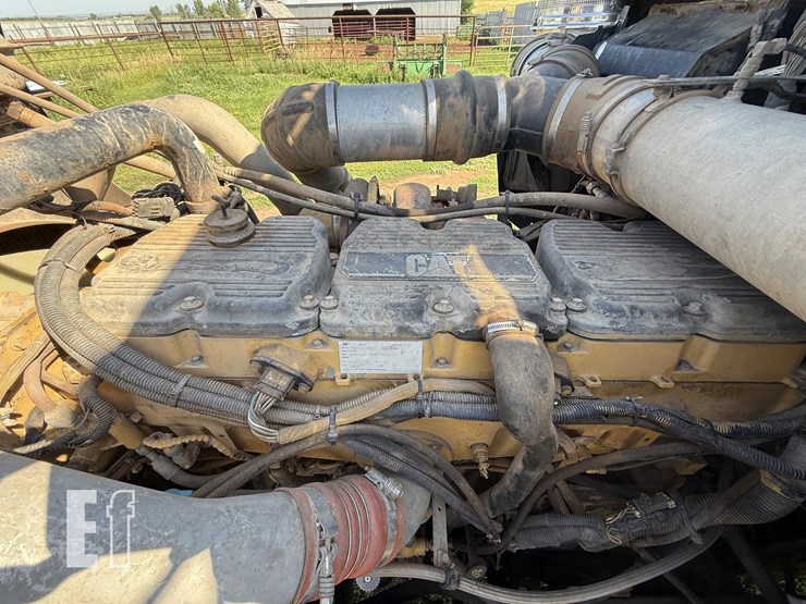 2005-kenworth-w900-image-40
