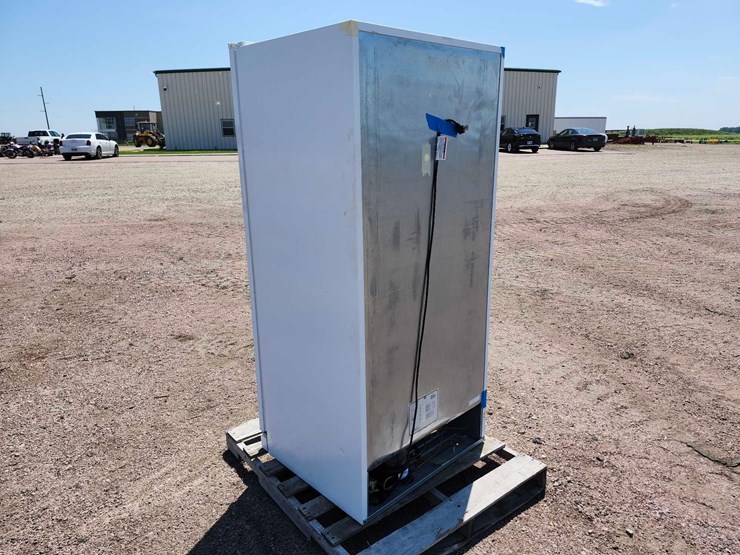 kenmore-standing-freezer-image-4