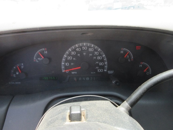 2004-ford-f150-xl-image-21