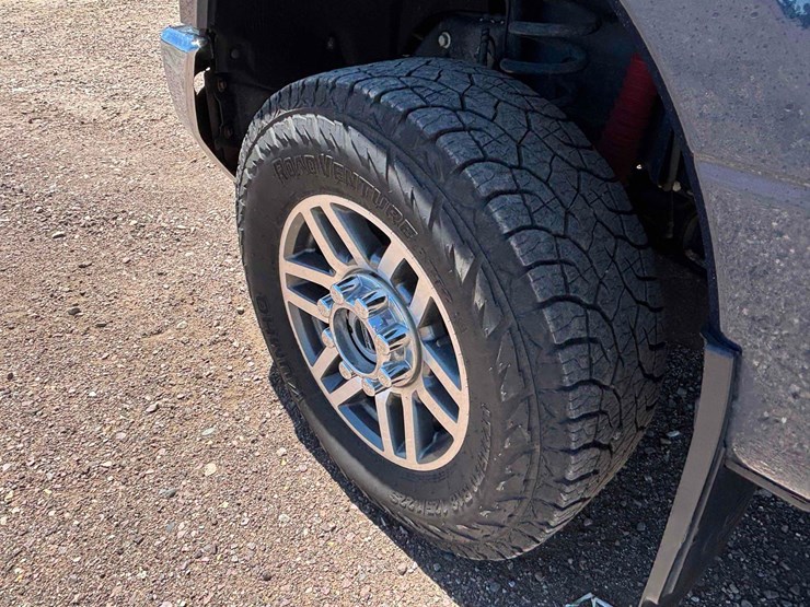 2019-ford-f350-image-32