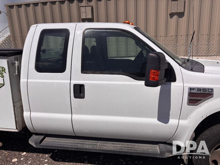 2009-ford-f350-xl-image-22