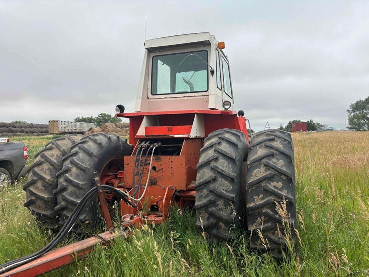 1974-case-2470-tractor-image-6