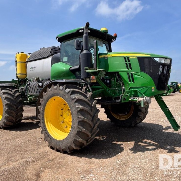 2017 JOHN DEERE R4045