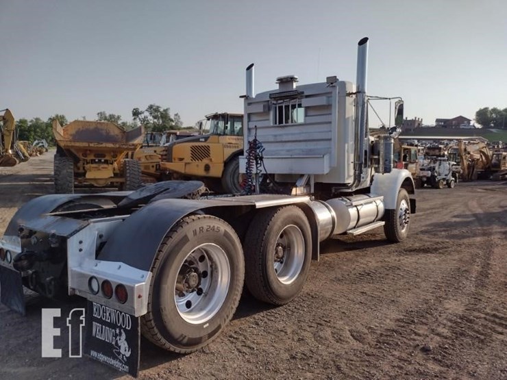 1999-kenworth-w900-image-40