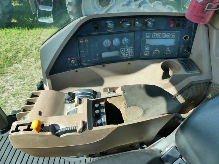 john-deere-8400-image-11