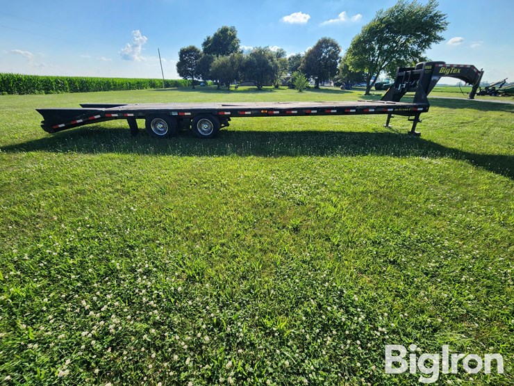2014-bigtex-gooseneck-35'-t/a-flatbed-trailer-image-4