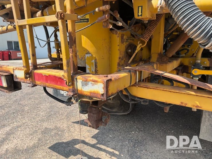 2006-john-deere-8-image-26