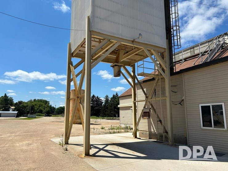 90-ton,-9-unit-fertilizer-blending-tower-(cp0585)-image-2