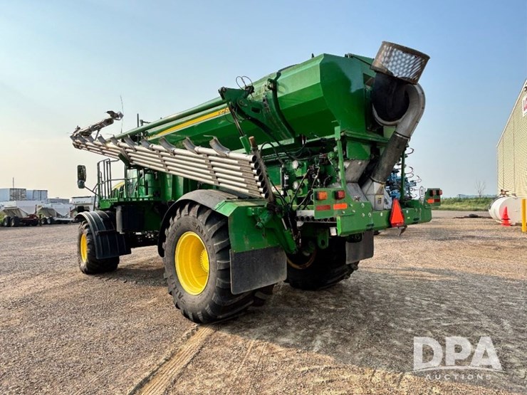 2019-john-deere-f4365-image-10