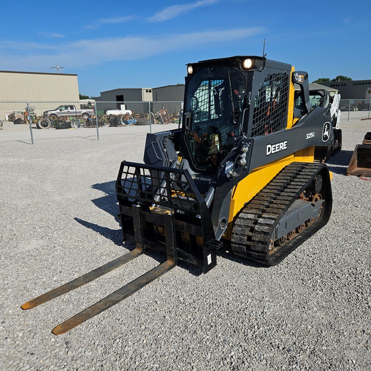 2022 DEERE 325G