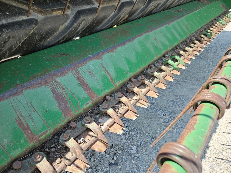 1999-john-deere-820-image-4