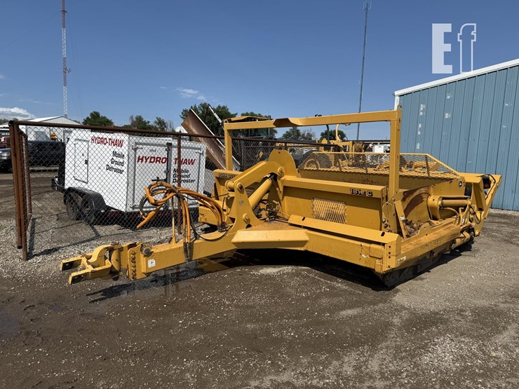 2000-deere-1812c-image-3