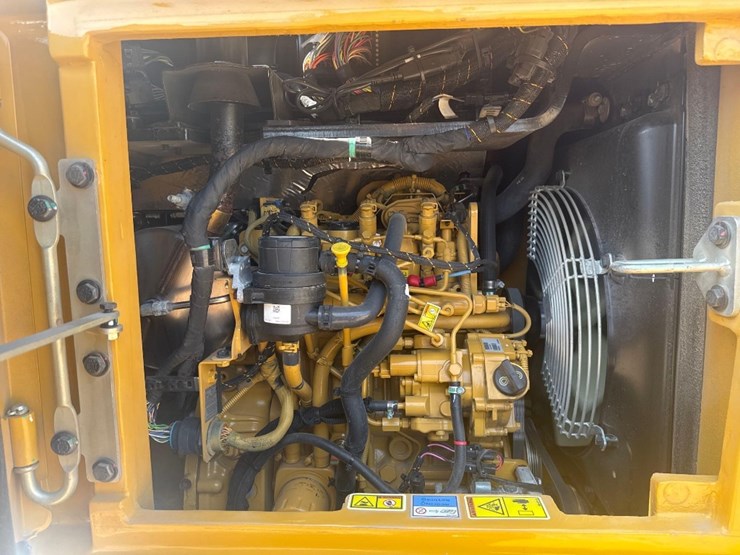 caterpillar-305cr-image-15