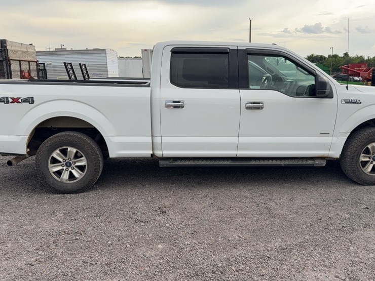 2016-ford-f150-image-4