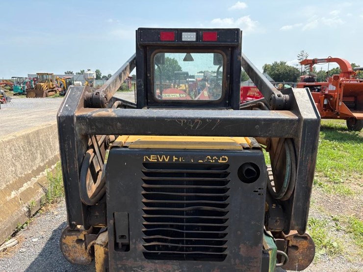 1998-new-holland-lx885-image-16