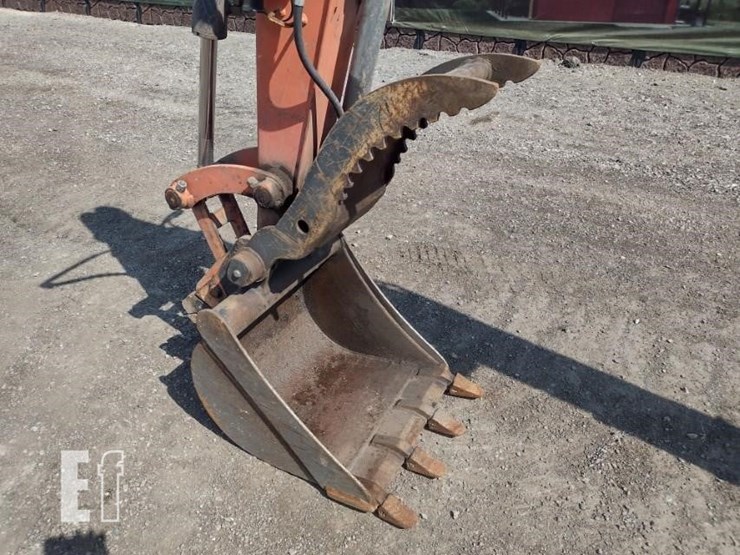 2013-hitachi-zx50u-5n-image-17