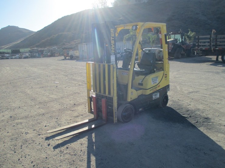 2017-hyster-s30ft-image-2