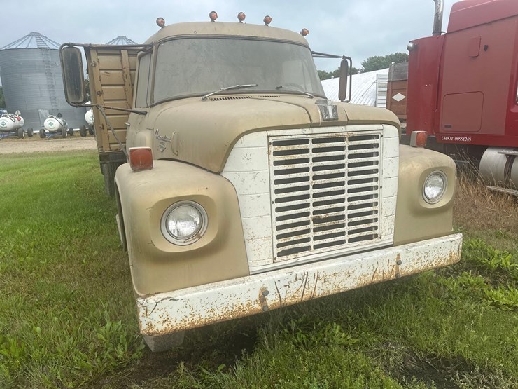 1971-international-loadstar-image-6