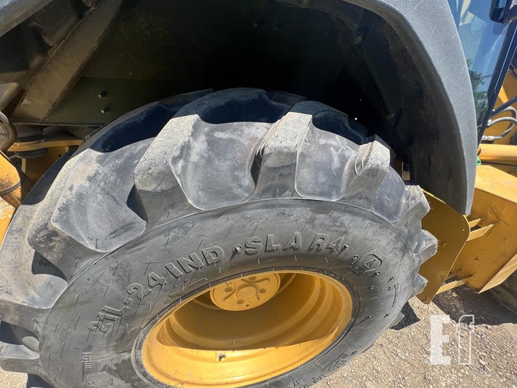 2013-deere-410k-image-16