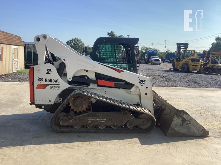 2021-bobcat-t870-image-5