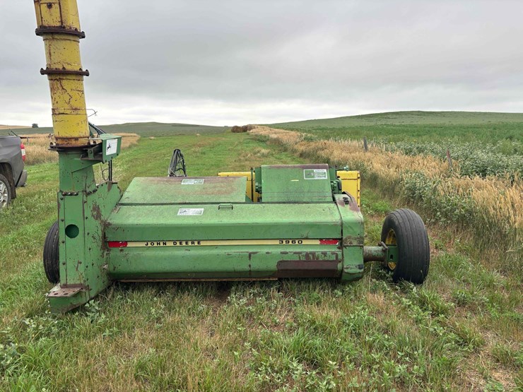 john-deere-3960-image-7