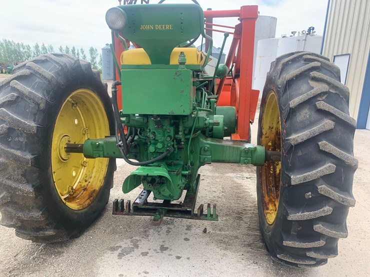 john-deere-70-image-5