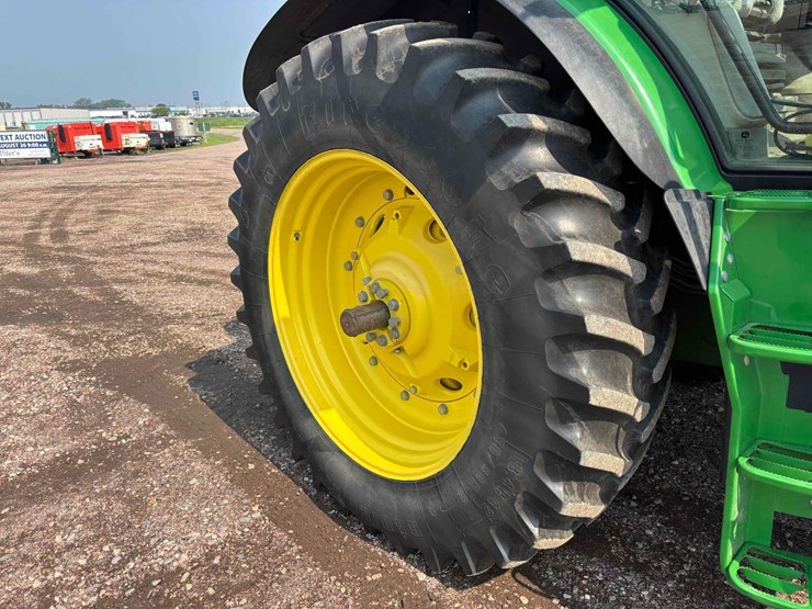 2021-john-deere-6155r-image-39