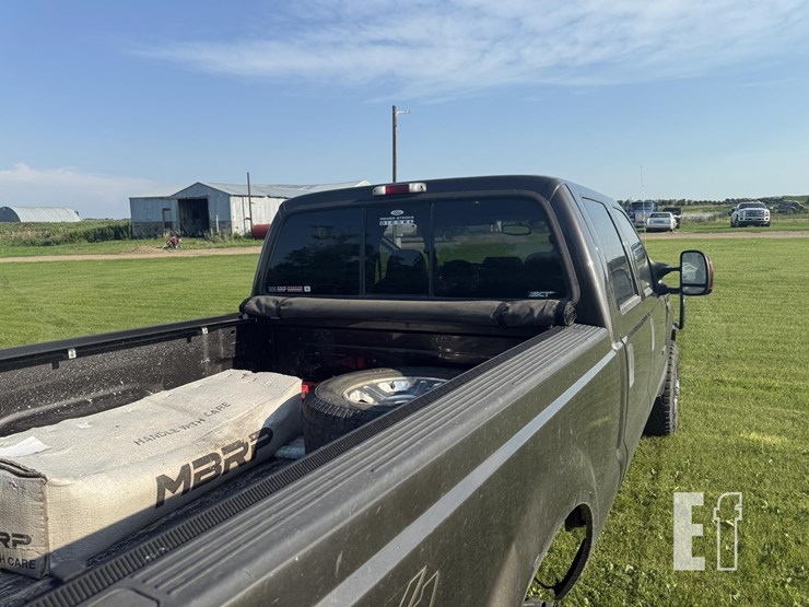 2005-ford-f350-image-25
